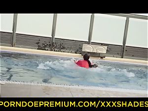 hardcore SHADES - Latina with giant culo in hard-core pool hookup